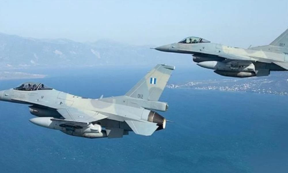Τα ελληνικά F-16 "σκέπασαν" το Καστελόριζο την 25η Μαρτίου - Εικόνες, βίντεο